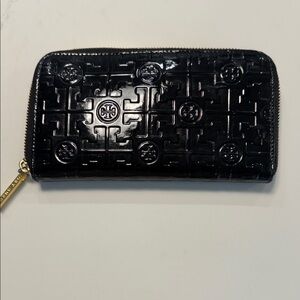 Tory Burch Patent Leather Embossed Zip Wallet